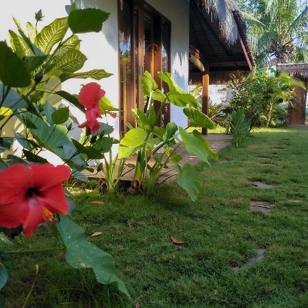 Nanas Homestay Bungalow Gili Air Esterno foto